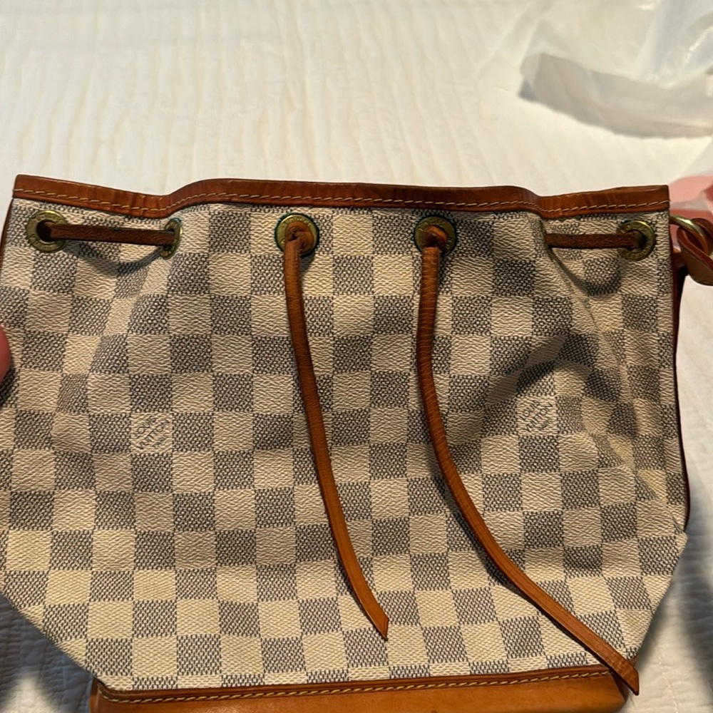 Louis Vuitton bucket bag